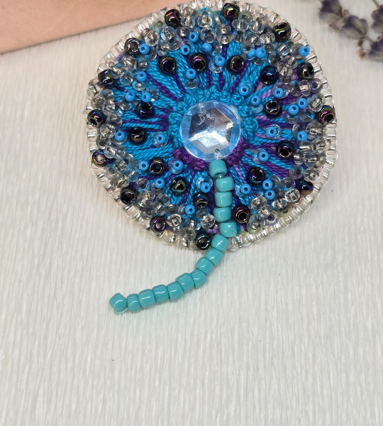 Broșă păpădie turcoaz handmade