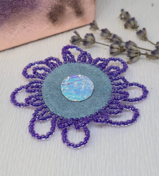 Broșă handmade – Galaxy Flower
