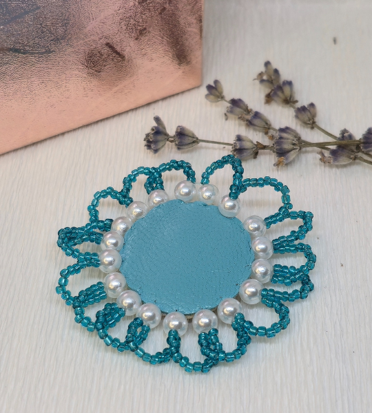 Broșă handmade – Pearl Wave