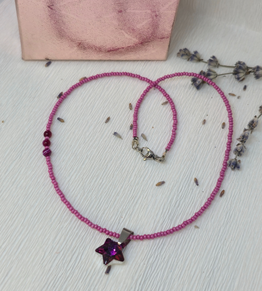 Colier Toho roz cu stea din Swarovski