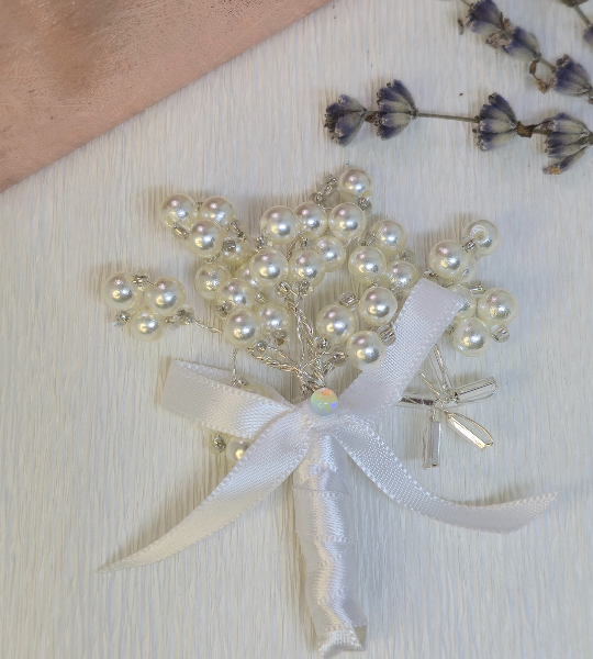 Broșă handmade – Bridal Pearl Bouquet